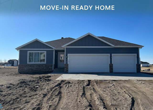 Property at 304 Neuman Blvd, Colfax, ND 58018, 4 beds, 3 baths