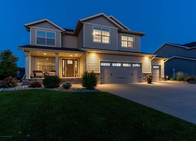 Property at 3639 6th St E, West Fargo, ND 58078, 5 beds, 4 baths