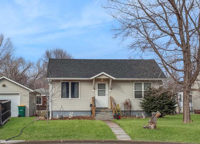 Property at 618 Soucy Dr, Marshall, MN 56258, 2 beds, 1 bath
