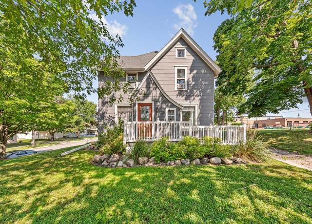 Property at 703 S Oak Ave, Owatonna, MN 55060, 4 beds, 2 baths