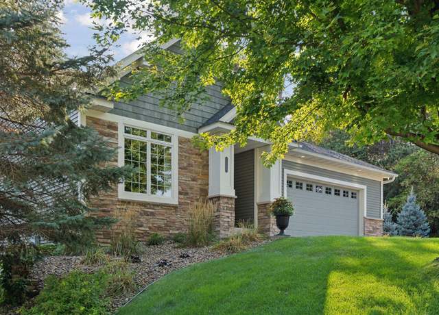 Property at 1218 Highland Ct, New Richmond, WI 54017, 4 beds, 3 baths
