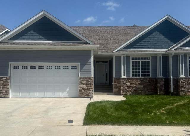 Property at 1513 Alexander Rd NE, Rochester, MN 55906, 4 beds, 3 baths
