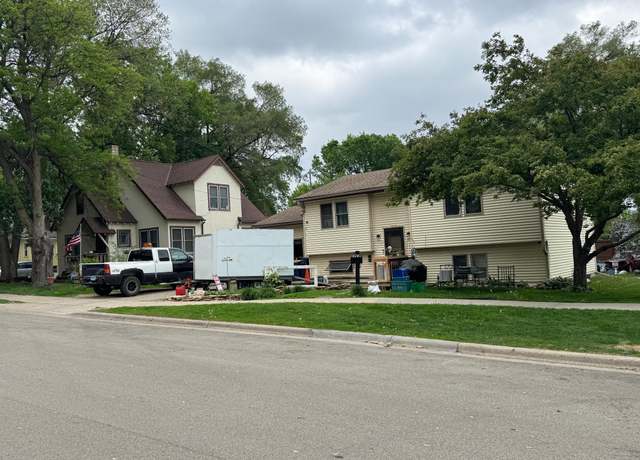 Property at 315 Poplar St, Northfield, MN 55057, 3 beds, 2 baths