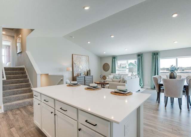 Property at 2038 Latour Dr, Shakopee, MN 55379, 4 beds, 4 baths