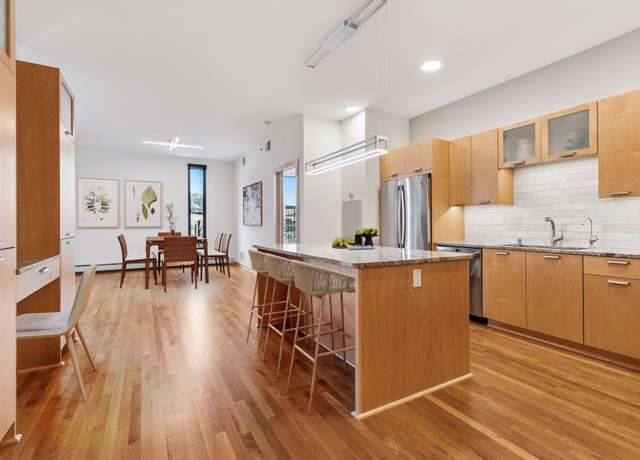 Property at 1240 S 2nd St #1004, Minneapolis, MN 55415, 2 beds, 2 baths
