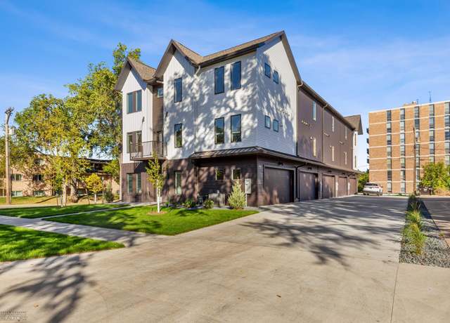 Property at 502 8th St S #4, Fargo, ND 58103, 3 beds, 4 baths