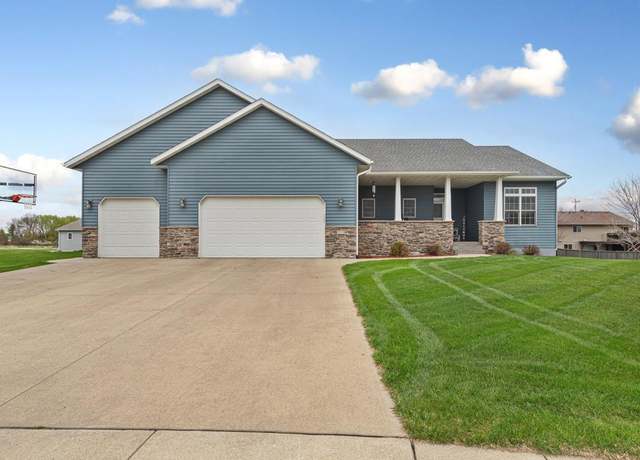 Property at 375 Hickory Ln NE, Owatonna, MN 55060, 5 beds, 3 baths