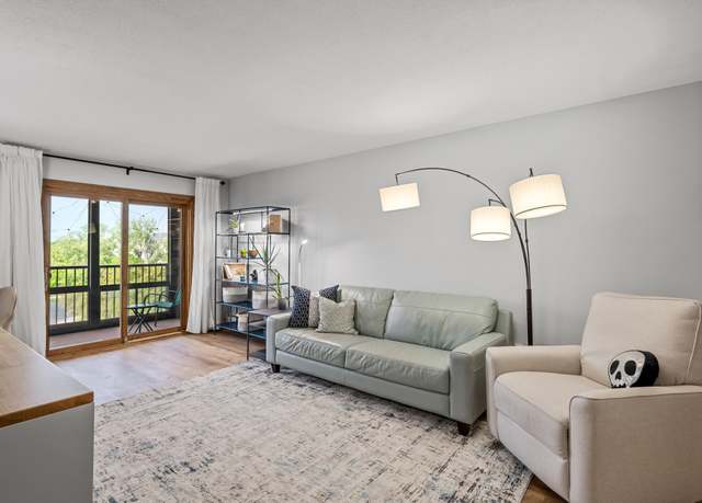 Property at 2700 Oxford St N #139, Roseville, MN 55113, 1 bed, 1 bath