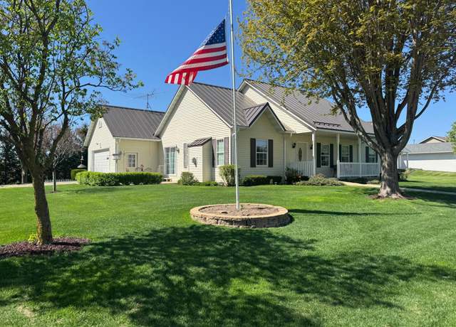 Property at 530 Beverly St, Wanamingo, MN 55983, 3 beds, 3 baths