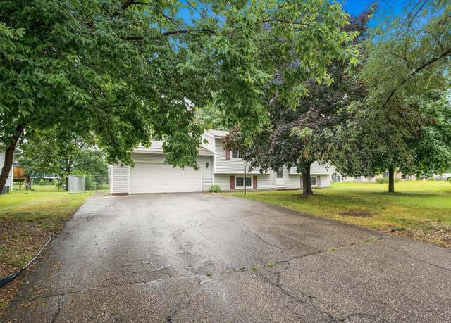 Property at 2916 80th Ave N, Brooklyn Park, MN 55444, 4 beds, 2 baths