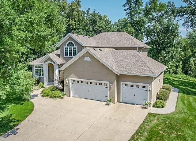 Property at 1413 Cougar Ct, Sartell, MN 56377, 5 beds, 3 baths