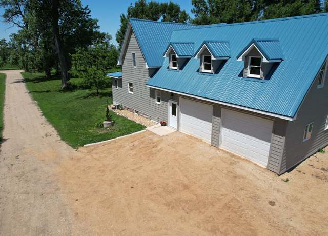 Property at 2032 70th Ave, Altona Twp, MN 56164, 4 beds, 2 baths