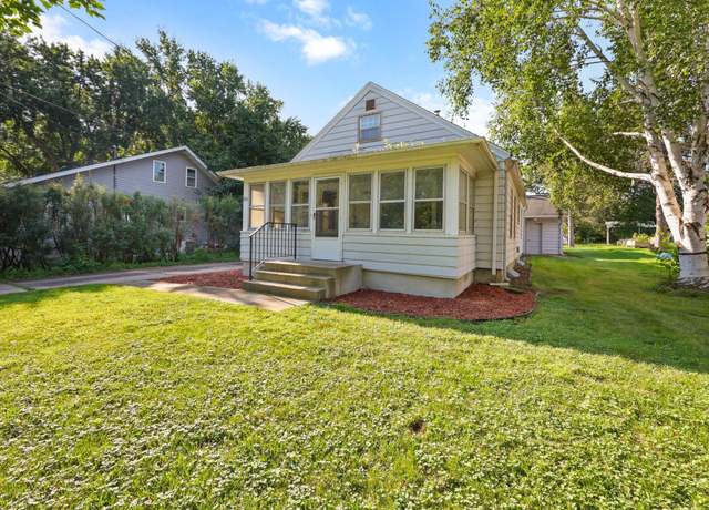 Property at 200 W Sartell St, Sartell, MN 56377, 3 beds, 1 bath