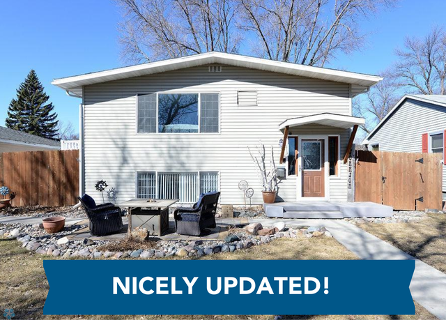 Property at 318 Morrison St, West Fargo, ND 58078, 4 beds, 2 baths