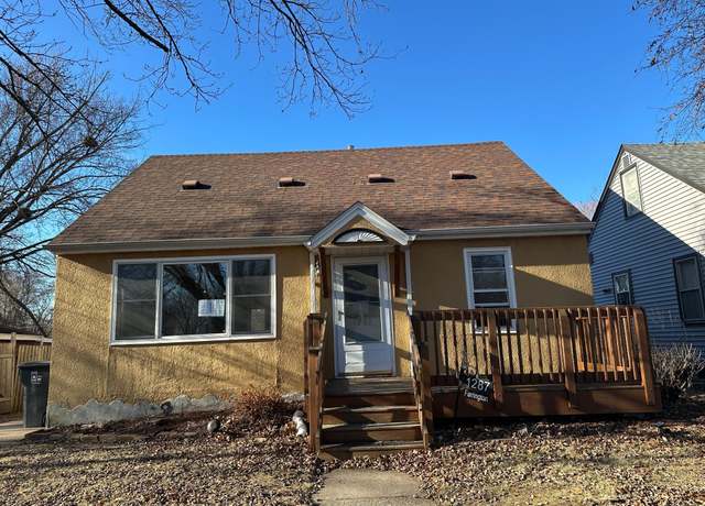 Property at 1287 Farrington St, Saint Paul, MN 55117, 4 beds, 4 baths