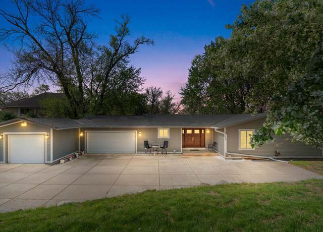 Property at 5825 Jonquil Ln N, Plymouth, MN 55442, 3 beds, 4 baths