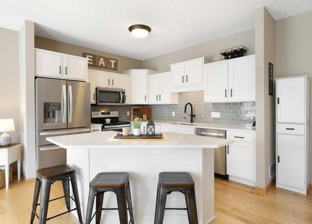 Property at 20077 Highview Ave, Lakeville, MN 55044, 2 beds, 2 baths