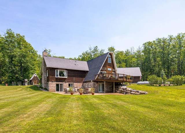 Property at 82632 Estates Range Rd, Kerrick, MN 55756, 5 beds, 3 baths
