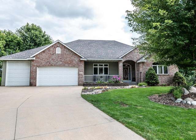 Property at 4525 Alicia Dr, Eagan, MN 55077, 5 beds, 3 baths
