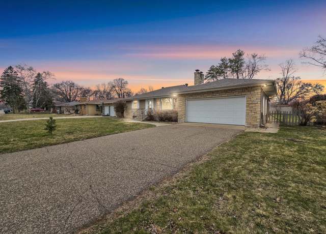 Property at 1163 Shryer Ave W, Roseville, MN 55113, 4 beds, 2 baths