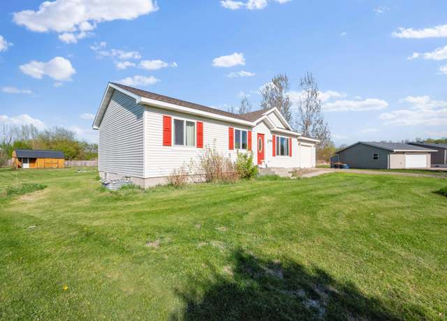 Property at 1761 Castle Ln SE, Alexandria, MN 56308, 3 beds, 1 bath
