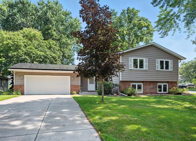 Property at 4313 Bear Path Trl, Eagan, MN 55122, 4 beds, 3 baths