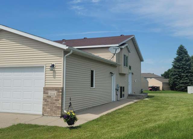 Property at 3334 10th St S, Moorhead, MN 56560, 3 beds, 2 baths