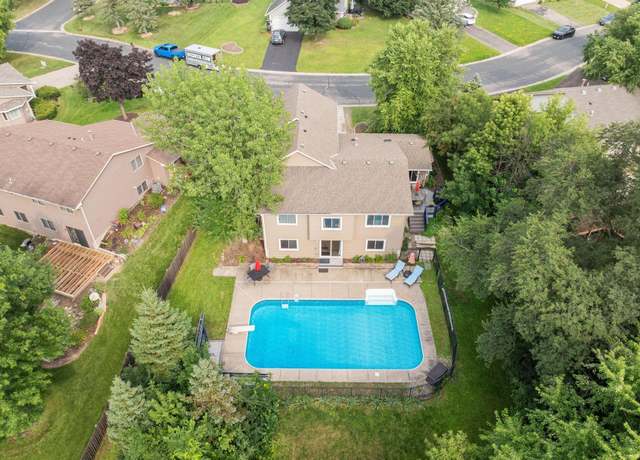Property at 4467 Fawn Ridge Trl, Eagan, MN 55123, 4 beds, 3 baths
