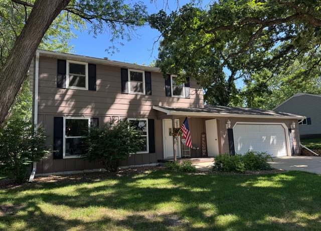 Property at 209 Burr Oak Dr, Albert Lea, MN 56007, 3 beds, 2 baths