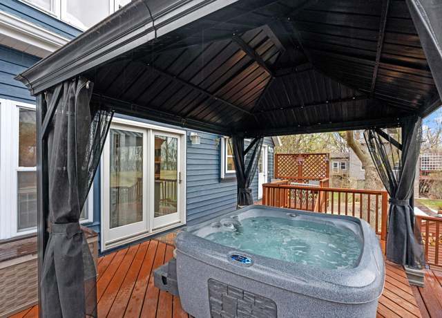 Property at 15955 35th St S, Afton, MN 55001, 3 beds, 2 baths