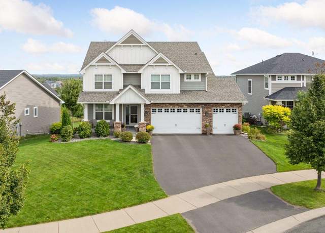 Property at 565 Juniper Ct N, Lake Elmo, MN 55042, 5 beds, 5 baths