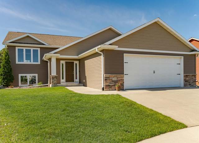 Property at 1436 Tunbridge Pl NE, Byron, MN 55920, 4 beds, 3 baths