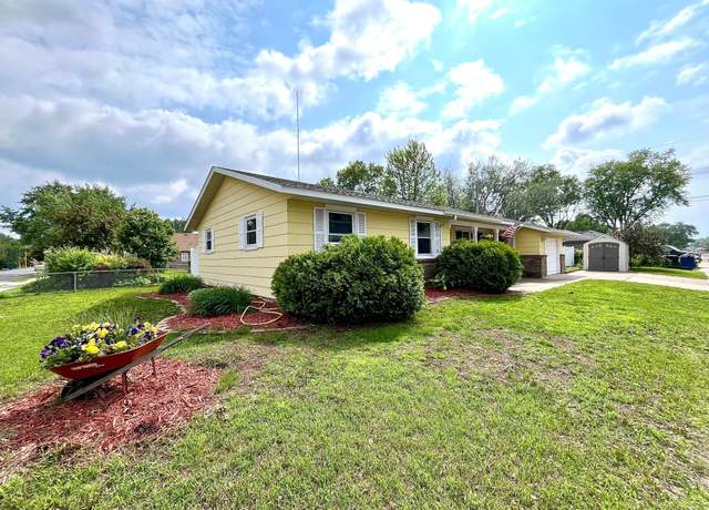Property at 2504 9th St N, Saint Cloud, MN 56303, 4 beds, 2 baths