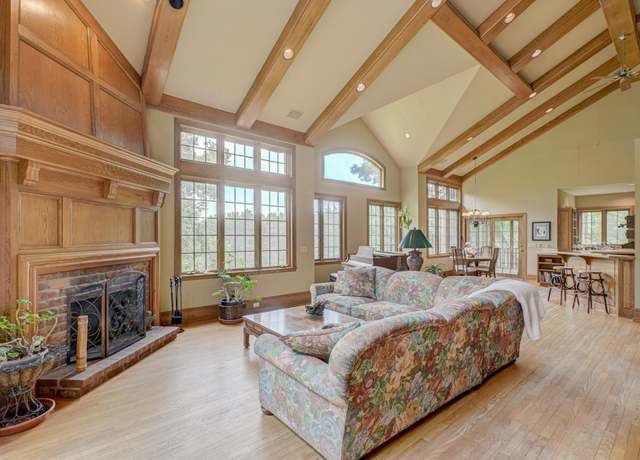Property at 14220 15th St S, Afton, MN 55001, 4 beds, 4 baths