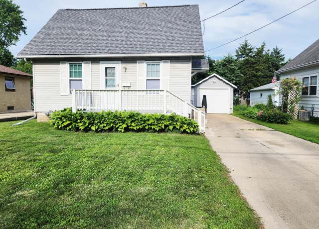 Property at 1222 8th Ave SE, Rochester, MN 55904, 2 beds, 2 baths