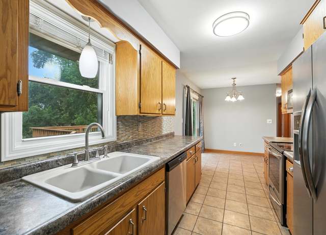 Property at 11940 Noon Dr, Dayton, MN 55327, 5 beds, 2 baths