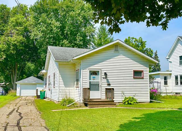 Property at 1016 St John Ave, Albert Lea, MN 56007, 2 beds, 1 bath
