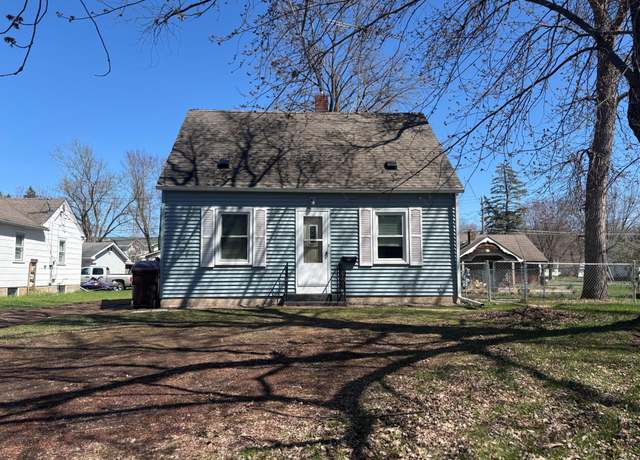 Property at 230 Wood St S, Mora, MN 55051, 2 beds, 1 bath
