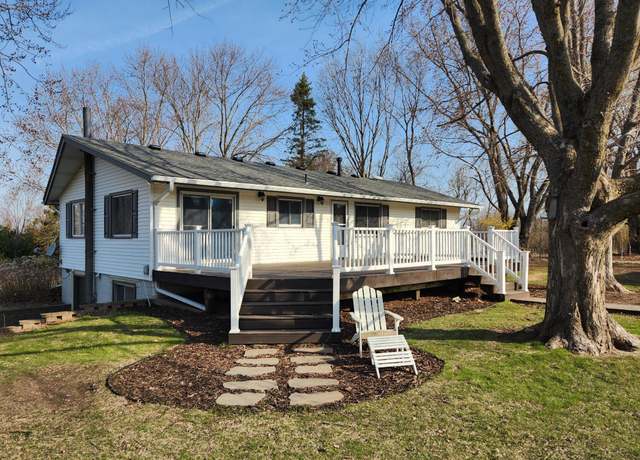 Property at 11123 Quirt Ave N, Stillwater, MN 55082, 4 beds, 3 baths