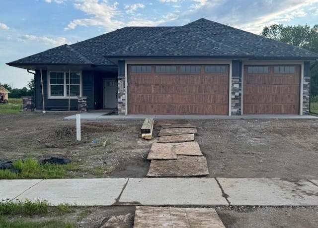 Property at 7575 Ocean Ave NE, Otsego, MN 55330, 3 beds, 2 baths