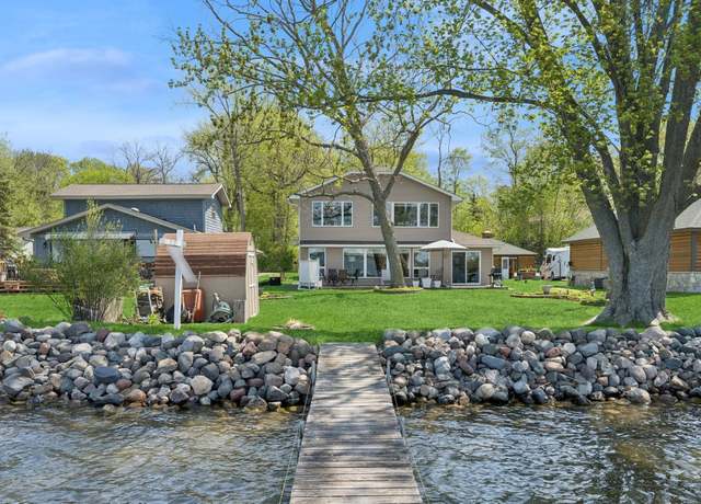 Property at 7550 N Shore Cir N, Forest Lake, MN 55025, 4 beds, 2 baths