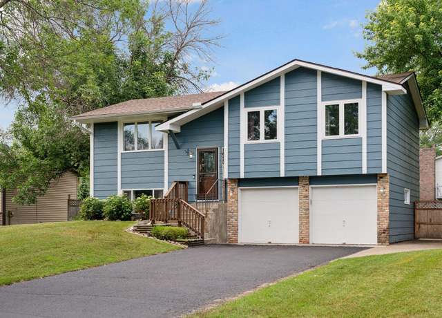 Property at 1650 107th Ave NW, Coon Rapids, MN 55433, 3 beds, 2 baths