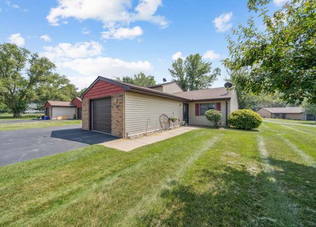 Property at 910 E 6th St Unit 2A, New Richmond, WI 54017, 2 beds, 1 bath