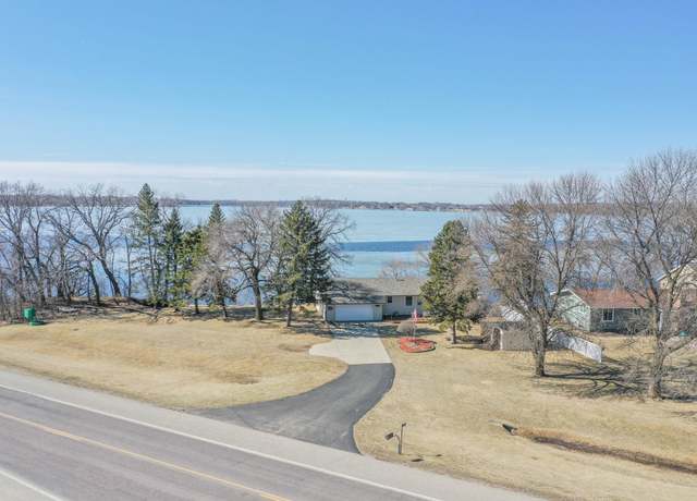 Property at 6790 County Road 9 NE, Willmar, MN 56201, 3 beds, 2 baths