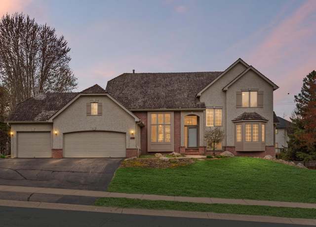 Property at 10035 Gristmill Rdg, Eden Prairie, MN 55347, 5 beds, 4 baths