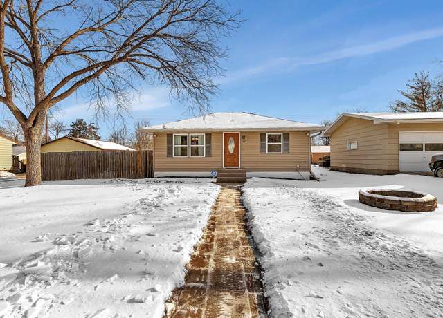 Property at 920 37th Ave N, Saint Cloud, MN 56303, 3 beds, 2 baths