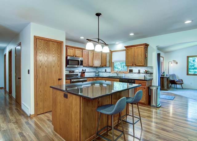 Property at 651 4th St N, North Hudson, WI 54016, 3 beds, 2 baths