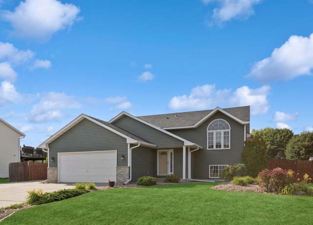 Property at 905 E Orchard St, Belle Plaine, MN 56011, 4 beds, 2 baths