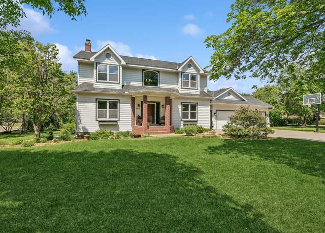 Property at 2415 Field Ct, Saint Cloud, MN 56301, 5 beds, 4 baths