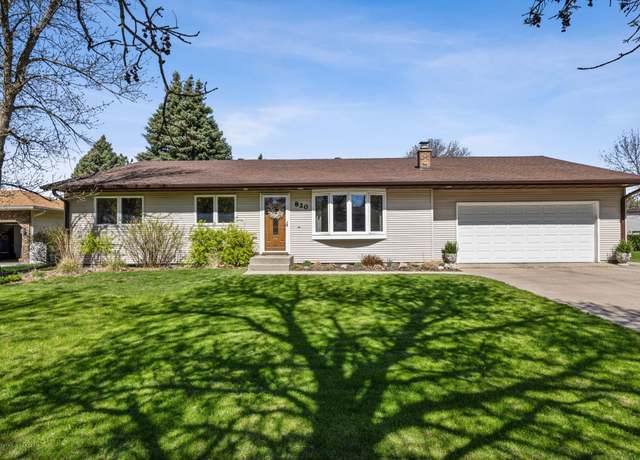 Property at 820 7th St E, West Fargo, ND 58078, 3 beds, 3 baths